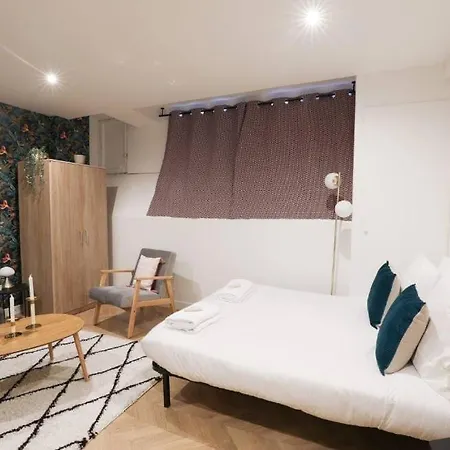Appartement Charmant Proche De L'Arc Triomphe -2P Paris Exterior photo